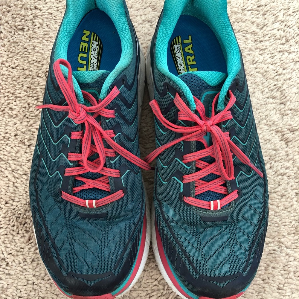 Hoka Clifton 4